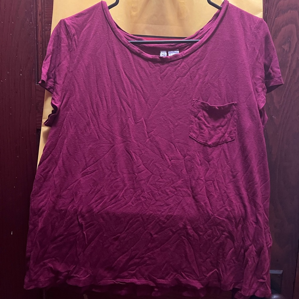 H&M tee shirt